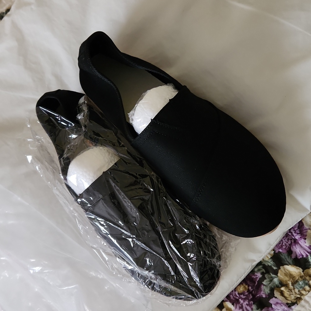 Flats shoes